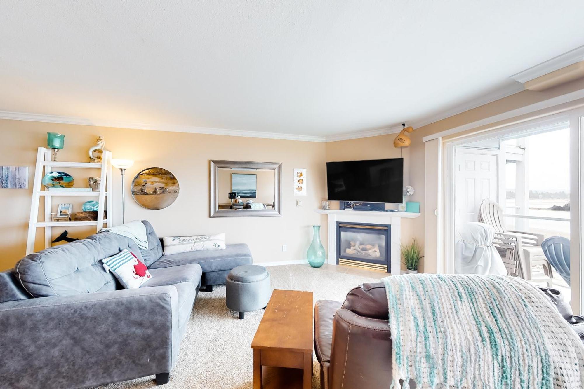 Waters Edge Apartment Salishan Beach Room photo