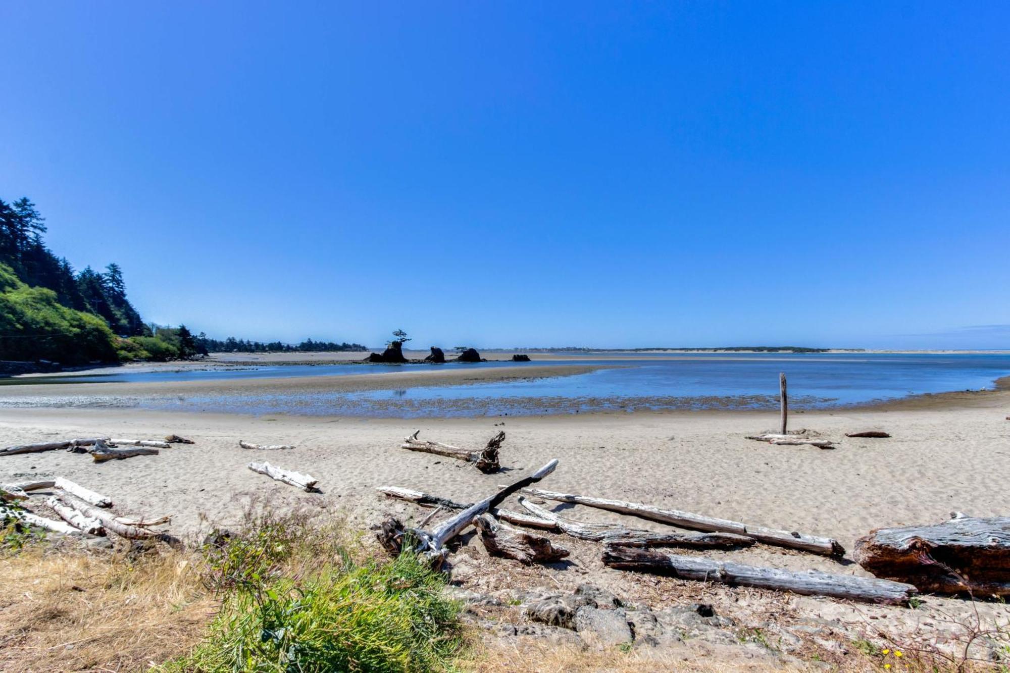 Waters Edge Apartment Salishan Beach Room photo