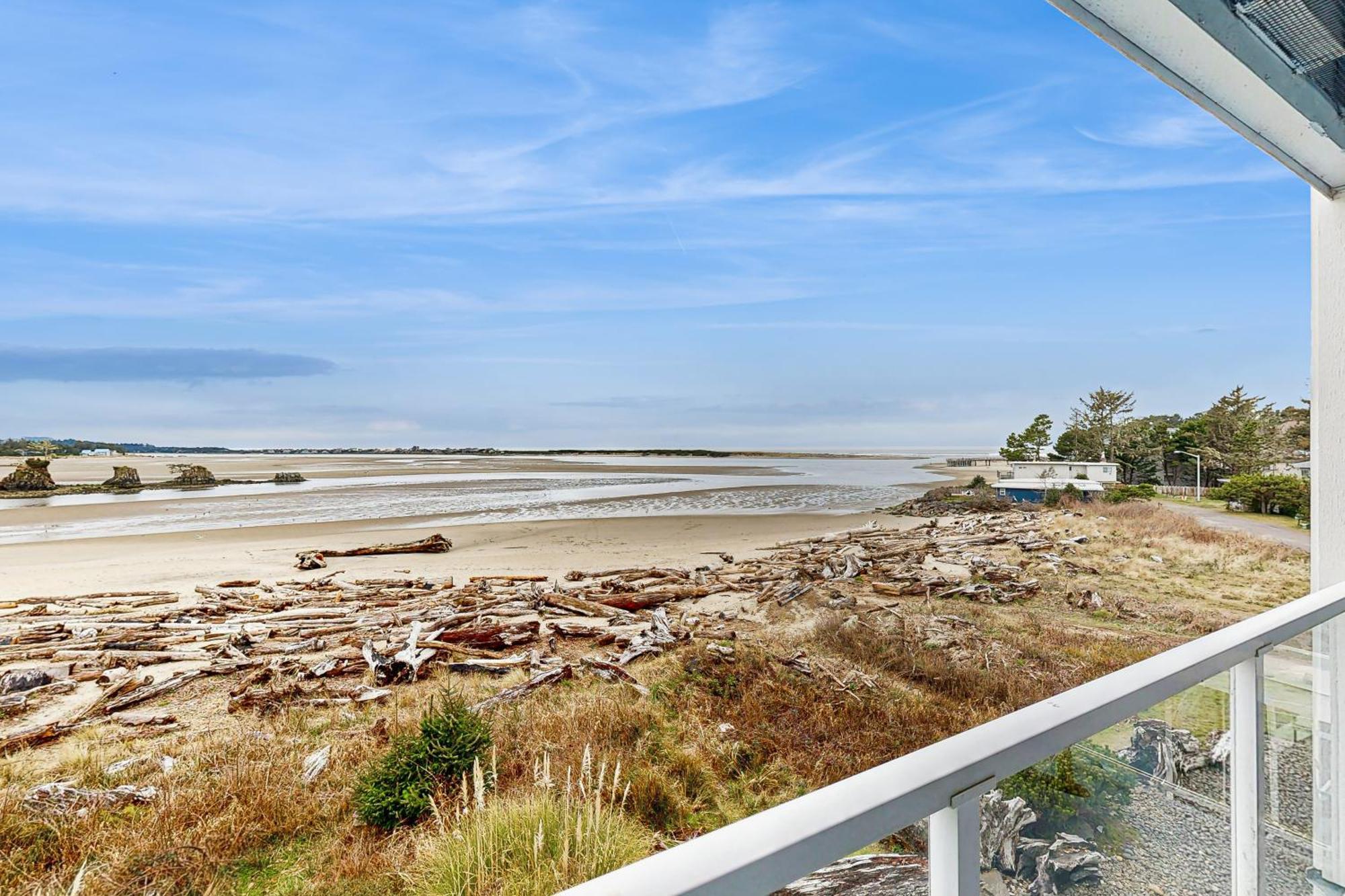 Waters Edge Apartment Salishan Beach Room photo