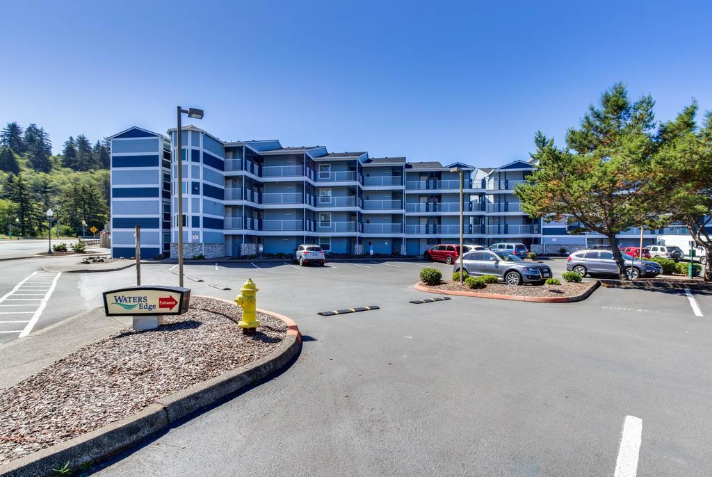 Waters Edge Apartment Salishan Beach Exterior photo
